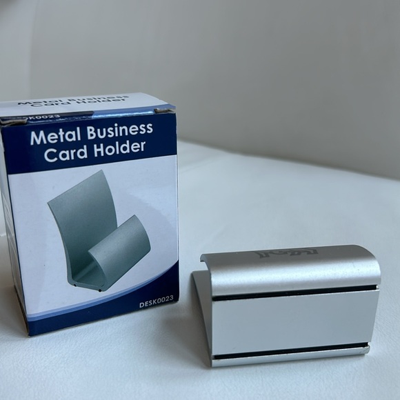 Merrill Bull Logo Metal Business Card Holder - Picture 2 of 6